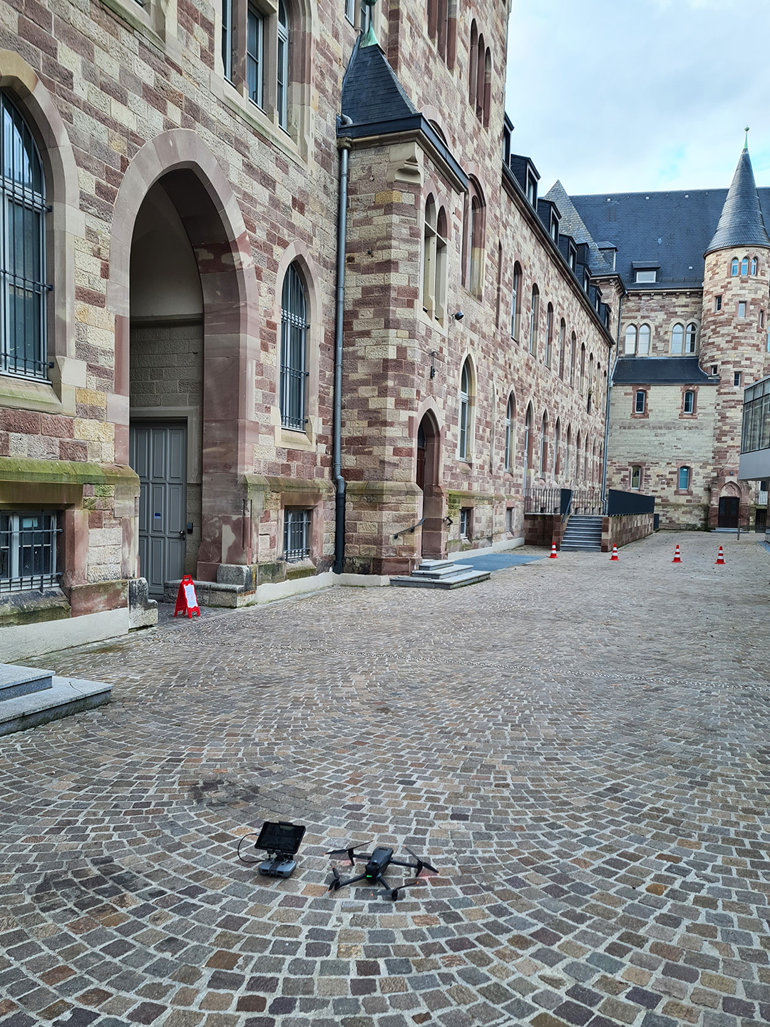 Drone Supervision 151008 Drone Supervision 151008